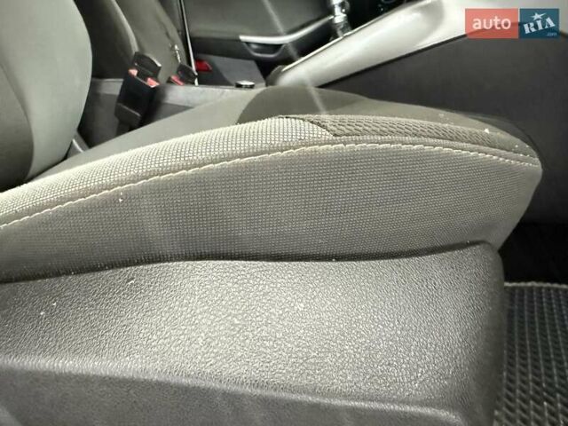 Білий Форд Фокус, об'ємом двигуна 1.56 л та пробігом 220 тис. км за 6350 $, фото 31 на Automoto.ua