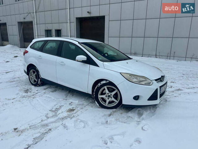 Белый Форд Фокус, объемом двигателя 1.6 л и пробегом 218 тыс. км за 6500 $, фото 3 на Automoto.ua
