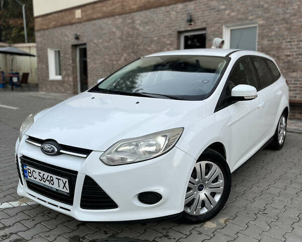 Белый Форд Фокус, объемом двигателя 1.56 л и пробегом 257 тыс. км за 5100 $, фото 4 на Automoto.ua