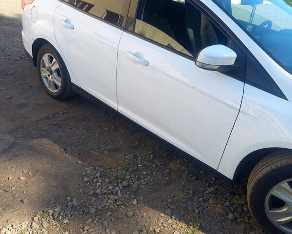 Білий Форд Фокус, об'ємом двигуна 1.6 л та пробігом 370 тис. км за 6600 $, фото 4 на Automoto.ua