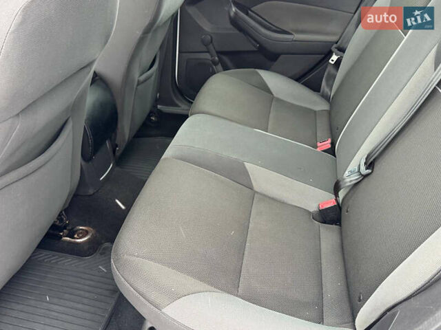 Білий Форд Фокус, об'ємом двигуна 1.6 л та пробігом 245 тис. км за 6390 $, фото 46 на Automoto.ua
