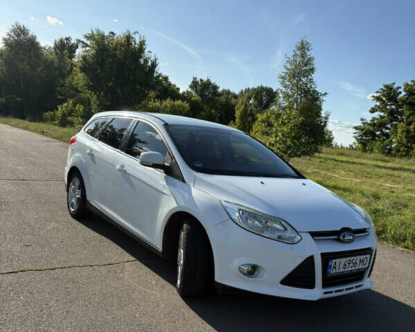 Белый Форд Фокус, объемом двигателя 1.6 л и пробегом 280 тыс. км за 6599 $, фото 9 на Automoto.ua