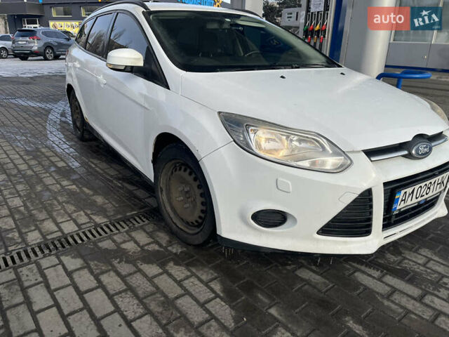 Білий Форд Фокус, об'ємом двигуна 1.6 л та пробігом 270 тис. км за 6200 $, фото 1 на Automoto.ua