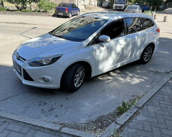 Белый Форд Фокус, объемом двигателя 1.6 л и пробегом 134 тыс. км за 7500 $, фото 9 на Automoto.ua