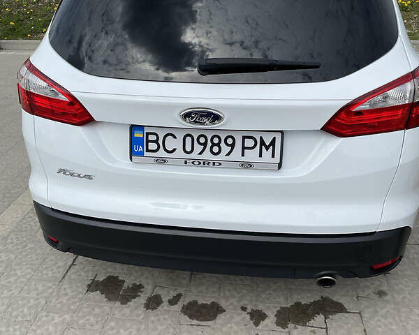 Белый Форд Фокус, объемом двигателя 2 л и пробегом 250 тыс. км за 9800 $, фото 36 на Automoto.ua