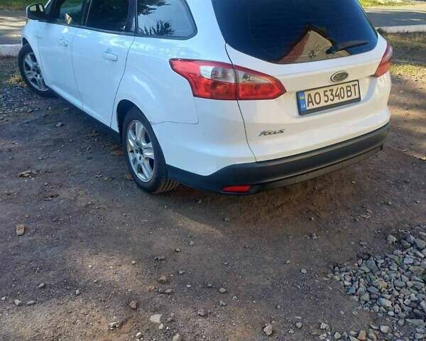 Білий Форд Фокус, об'ємом двигуна 1.6 л та пробігом 370 тис. км за 6600 $, фото 14 на Automoto.ua