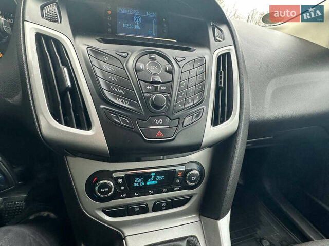 Белый Форд Фокус, объемом двигателя 1.6 л и пробегом 218 тыс. км за 6500 $, фото 36 на Automoto.ua