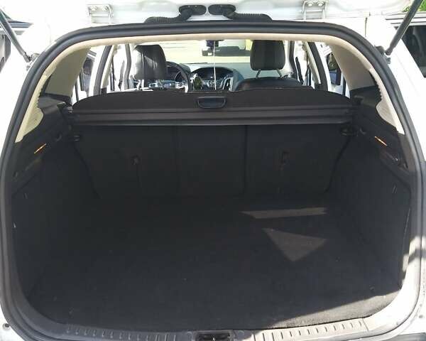 Білий Форд Фокус, об'ємом двигуна 1.59 л та пробігом 288 тис. км за 6001 $, фото 7 на Automoto.ua