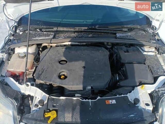 Белый Форд Фокус, объемом двигателя 1.56 л и пробегом 325 тыс. км за 5950 $, фото 20 на Automoto.ua