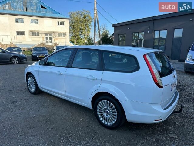 Белый Форд Фокус, объемом двигателя 1.6 л и пробегом 197 тыс. км за 6199 $, фото 12 на Automoto.ua