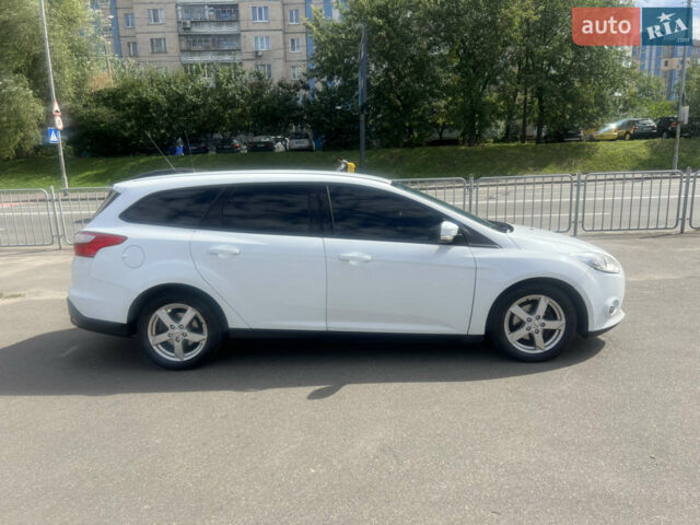 Белый Форд Фокус, объемом двигателя 1.6 л и пробегом 278 тыс. км за 6100 $, фото 5 на Automoto.ua