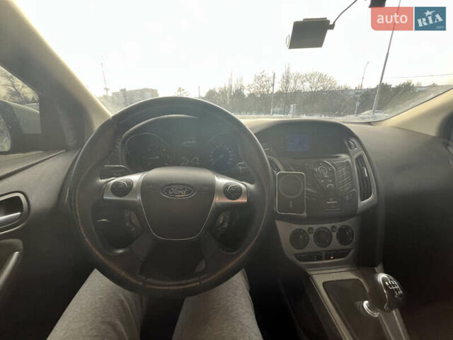 Білий Форд Фокус, об'ємом двигуна 1.6 л та пробігом 270 тис. км за 6200 $, фото 7 на Automoto.ua