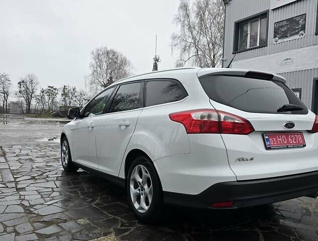 Белый Форд Фокус, объемом двигателя 1.6 л и пробегом 228 тыс. км за 8000 $, фото 3 на Automoto.ua