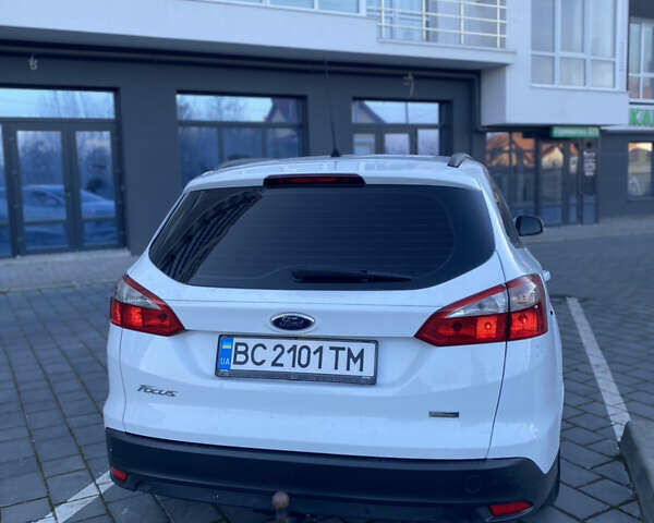 Белый Форд Фокус, объемом двигателя 1.6 л и пробегом 260 тыс. км за 7000 $, фото 6 на Automoto.ua