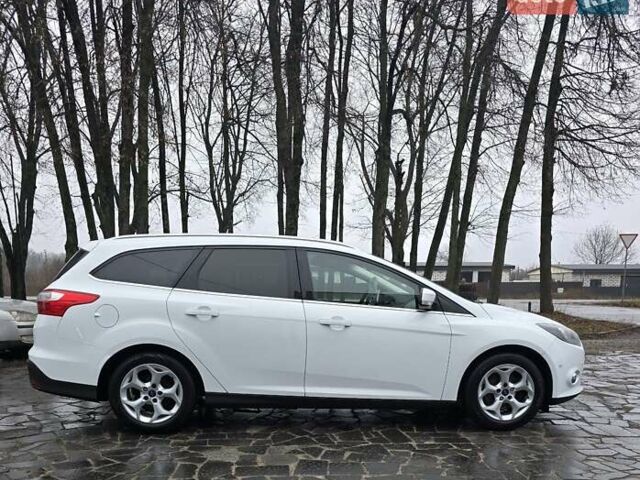 Белый Форд Фокус, объемом двигателя 1.6 л и пробегом 228 тыс. км за 8000 $, фото 7 на Automoto.ua
