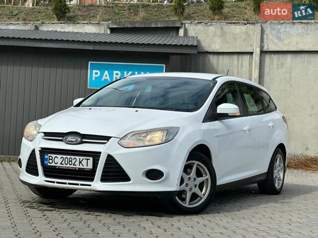 Белый Форд Фокус, объемом двигателя 1.56 л и пробегом 256 тыс. км за 5750 $, фото 4 на Automoto.ua
