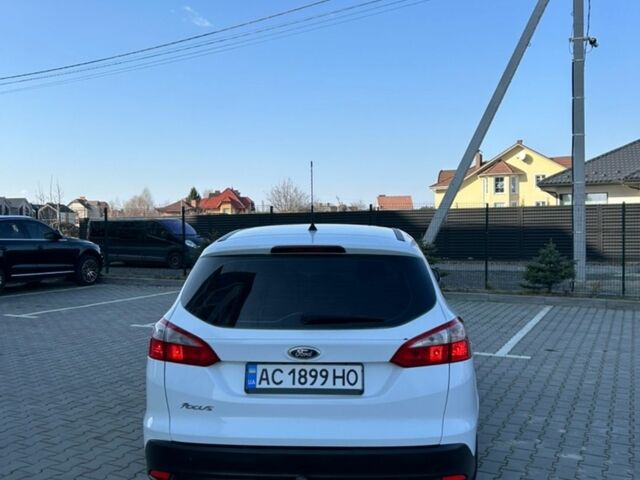 Білий Форд Фокус, об'ємом двигуна 1.6 л та пробігом 282 тис. км за 6400 $, фото 2 на Automoto.ua