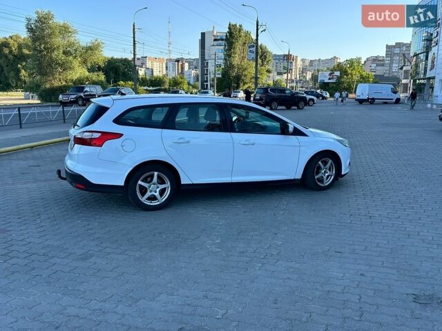 Білий Форд Фокус, об'ємом двигуна 1.6 л та пробігом 223 тис. км за 5650 $, фото 11 на Automoto.ua