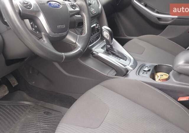 Белый Форд Фокус, объемом двигателя 2 л и пробегом 325 тыс. км за 6999 $, фото 12 на Automoto.ua