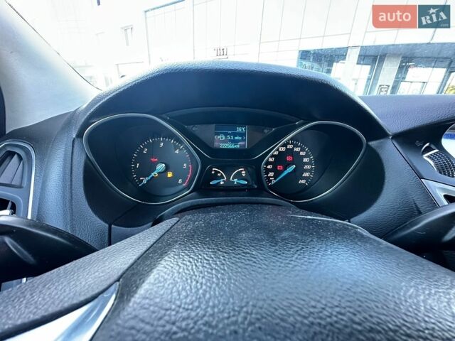Білий Форд Фокус, об'ємом двигуна 1.6 л та пробігом 223 тис. км за 5650 $, фото 35 на Automoto.ua