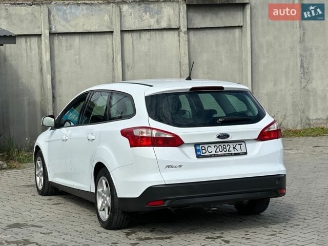 Білий Форд Фокус, об'ємом двигуна 1.56 л та пробігом 256 тис. км за 6150 $, фото 29 на Automoto.ua