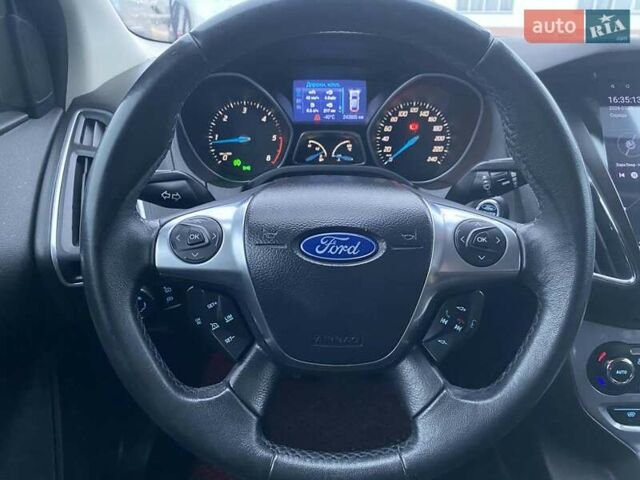 Белый Форд Фокус, объемом двигателя 1.56 л и пробегом 244 тыс. км за 7500 $, фото 10 на Automoto.ua