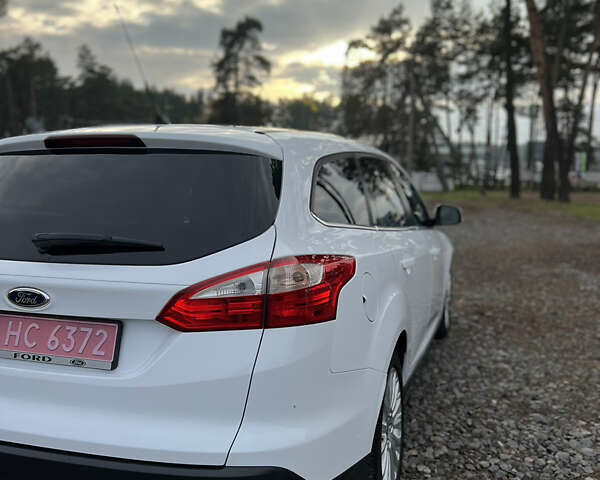 Білий Форд Фокус, об'ємом двигуна 1.6 л та пробігом 220 тис. км за 7950 $, фото 7 на Automoto.ua