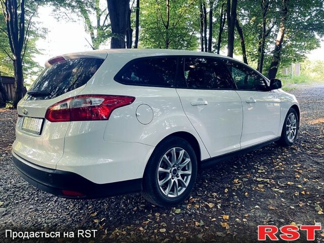 Білий Форд Фокус, об'ємом двигуна 1.6 л та пробігом 288 тис. км за 6800 $, фото 7 на Automoto.ua