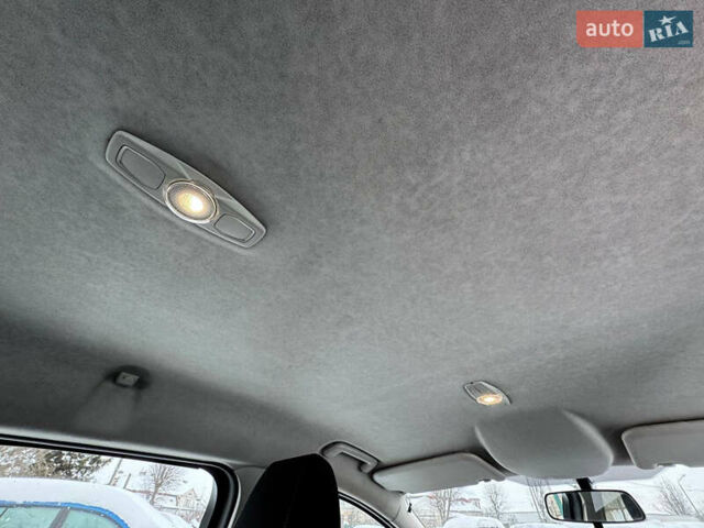 Білий Форд Фокус, об'ємом двигуна 1.6 л та пробігом 245 тис. км за 6390 $, фото 55 на Automoto.ua