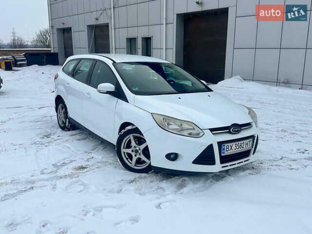 Белый Форд Фокус, объемом двигателя 1.6 л и пробегом 218 тыс. км за 6500 $, фото 1 на Automoto.ua