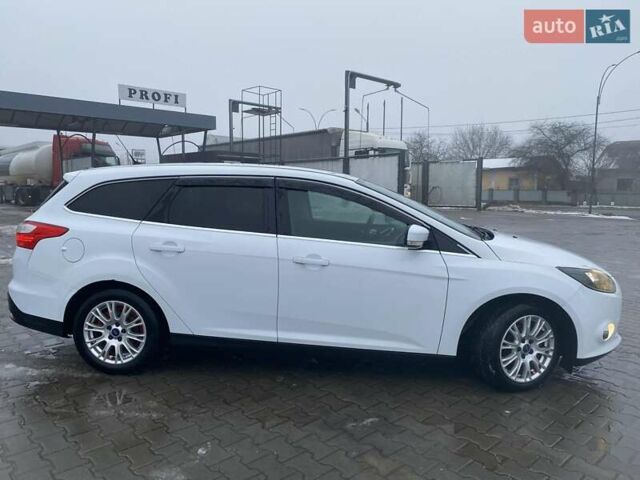 Белый Форд Фокус, объемом двигателя 1.56 л и пробегом 244 тыс. км за 7500 $, фото 1 на Automoto.ua