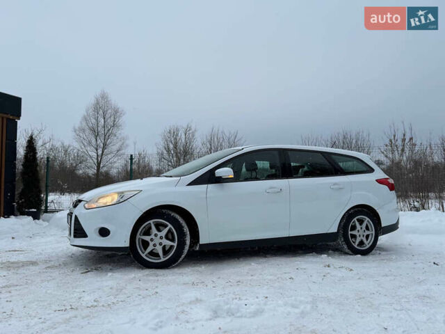 Білий Форд Фокус, об'ємом двигуна 1.6 л та пробігом 245 тис. км за 6390 $, фото 8 на Automoto.ua