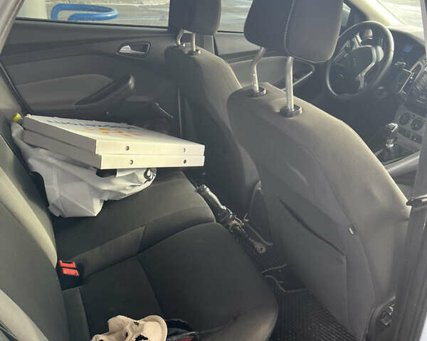 Білий Форд Фокус, об'ємом двигуна 1.6 л та пробігом 270 тис. км за 6200 $, фото 9 на Automoto.ua