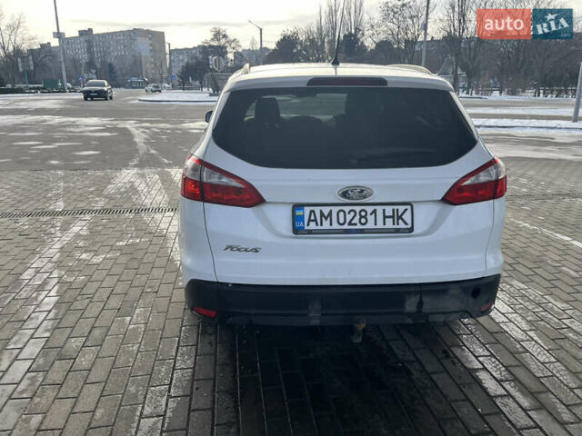 Білий Форд Фокус, об'ємом двигуна 1.6 л та пробігом 270 тис. км за 6200 $, фото 2 на Automoto.ua