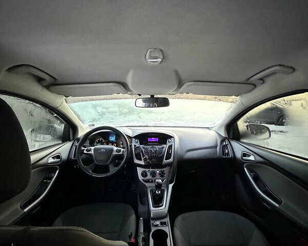 Білий Форд Фокус, об'ємом двигуна 1.56 л та пробігом 223 тис. км за 7200 $, фото 11 на Automoto.ua