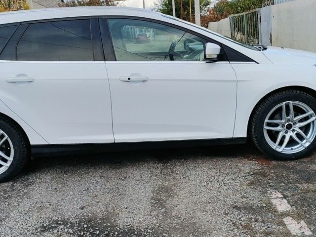 Белый Форд Фокус, объемом двигателя 1.6 л и пробегом 293 тыс. км за 8600 $, фото 6 на Automoto.ua