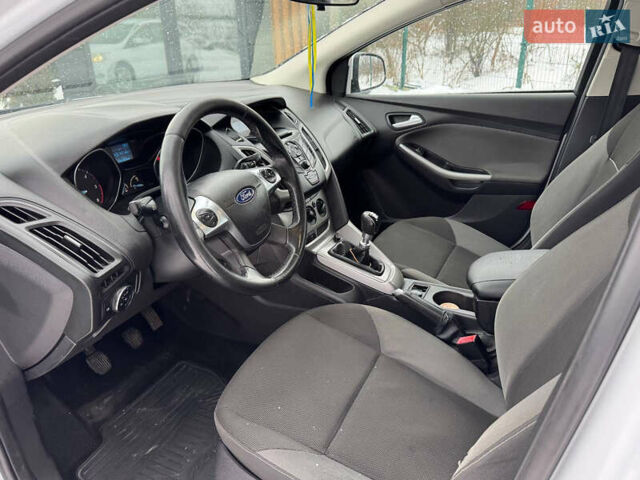 Білий Форд Фокус, об'ємом двигуна 1.6 л та пробігом 245 тис. км за 6390 $, фото 42 на Automoto.ua