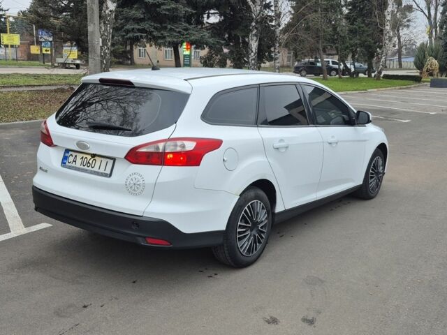 Білий Форд Фокус, об'ємом двигуна 1.6 л та пробігом 310 тис. км за 6500 $, фото 2 на Automoto.ua
