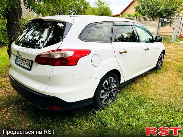 Білий Форд Фокус, об'ємом двигуна 2 л та пробігом 142 тис. км за 5700 $, фото 2 на Automoto.ua