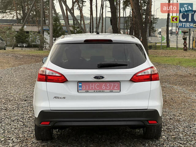 Білий Форд Фокус, об'ємом двигуна 1.6 л та пробігом 220 тис. км за 7950 $, фото 4 на Automoto.ua