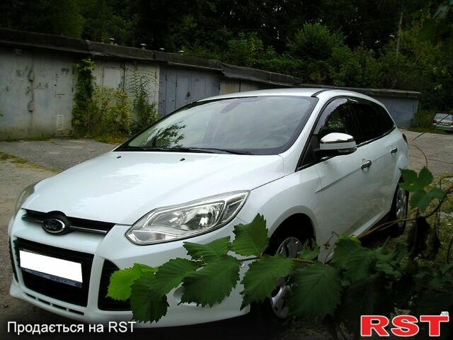 Білий Форд Фокус, об'ємом двигуна 2 л та пробігом 140 тис. км за 7800 $, фото 13 на Automoto.ua