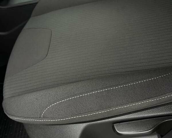 Білий Форд Фокус, об'ємом двигуна 1.6 л та пробігом 211 тис. км за 8750 $, фото 74 на Automoto.ua