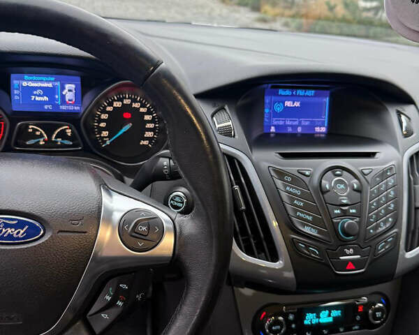 Белый Форд Фокус, объемом двигателя 1.6 л и пробегом 192 тыс. км за 7300 $, фото 14 на Automoto.ua