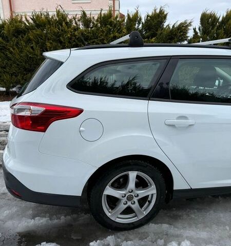 Білий Форд Фокус, об'ємом двигуна 1.56 л та пробігом 211 тис. км за 8000 $, фото 28 на Automoto.ua