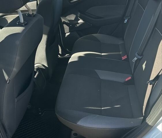 Белый Форд Фокус, объемом двигателя 1.6 л и пробегом 230 тыс. км за 6900 $, фото 20 на Automoto.ua