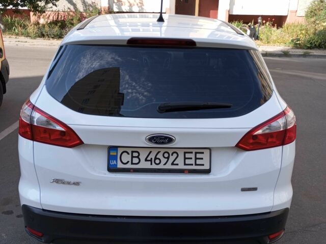 Белый Форд Фокус, объемом двигателя 1.6 л и пробегом 283 тыс. км за 8000 $, фото 6 на Automoto.ua