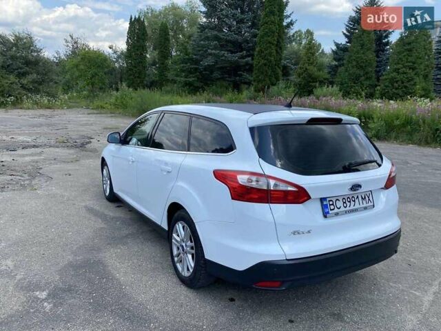 Белый Форд Фокус, объемом двигателя 1.56 л и пробегом 240 тыс. км за 6481 $, фото 4 на Automoto.ua