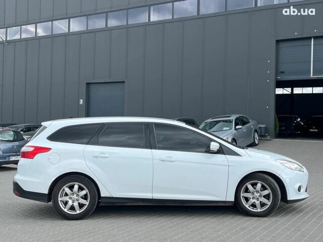 Білий Форд Фокус, об'ємом двигуна 1.6 л та пробігом 263 тис. км за 6790 $, фото 5 на Automoto.ua