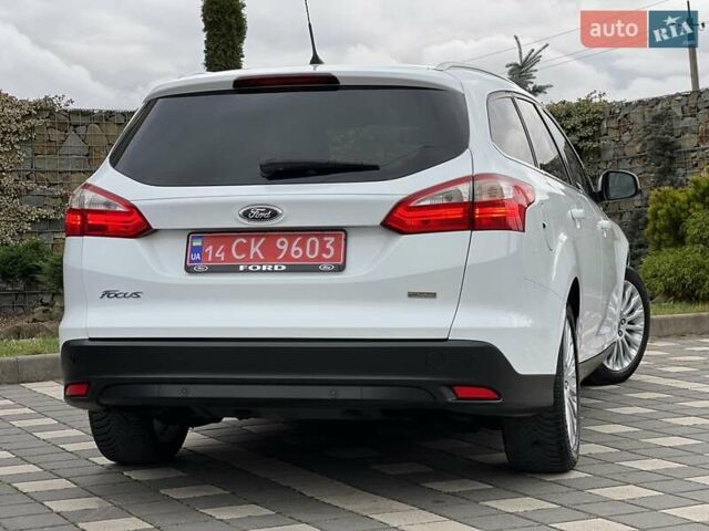Білий Форд Фокус, об'ємом двигуна 1.6 л та пробігом 211 тис. км за 8750 $, фото 25 на Automoto.ua