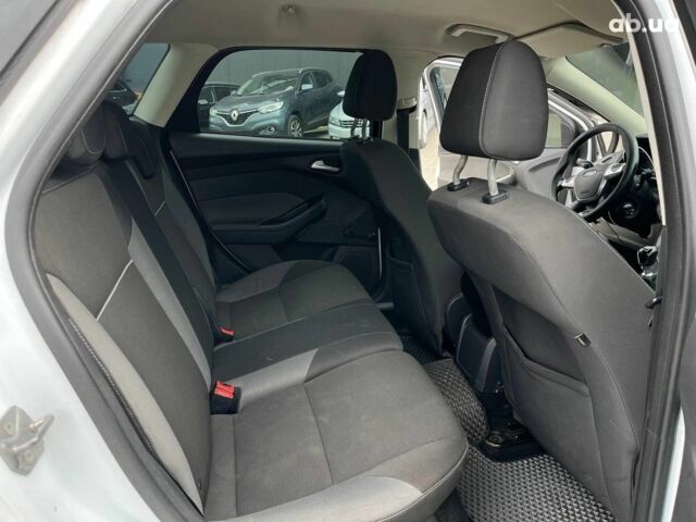 Білий Форд Фокус, об'ємом двигуна 1.6 л та пробігом 263 тис. км за 6790 $, фото 32 на Automoto.ua